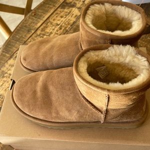 Ugg classic mini boots